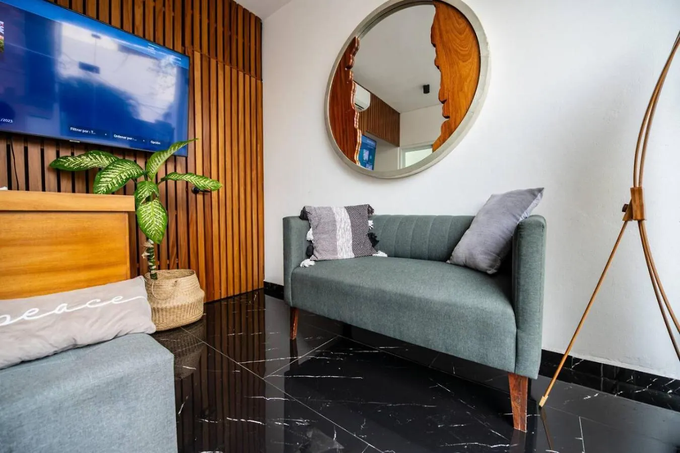 1 Bedroom Apt W Rooftop Pool Walk To Beach 5Th Ave Playa del Carmen 0*,  Mexico