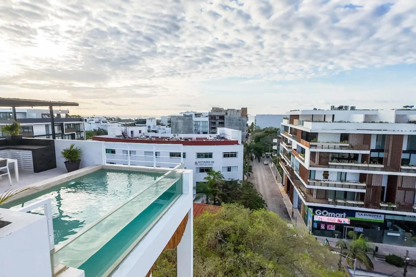 1 Bedroom Apt W Rooftop Pool Walk To Beach 5Th Ave Playa del Carmen 0*,  México